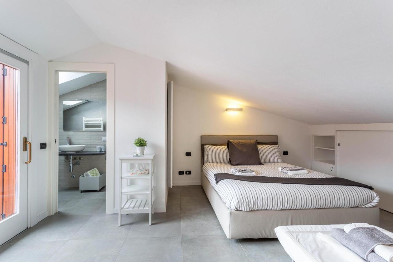 New Eleven Apartment On Como Lake Oliveto Lario Exteriör bild