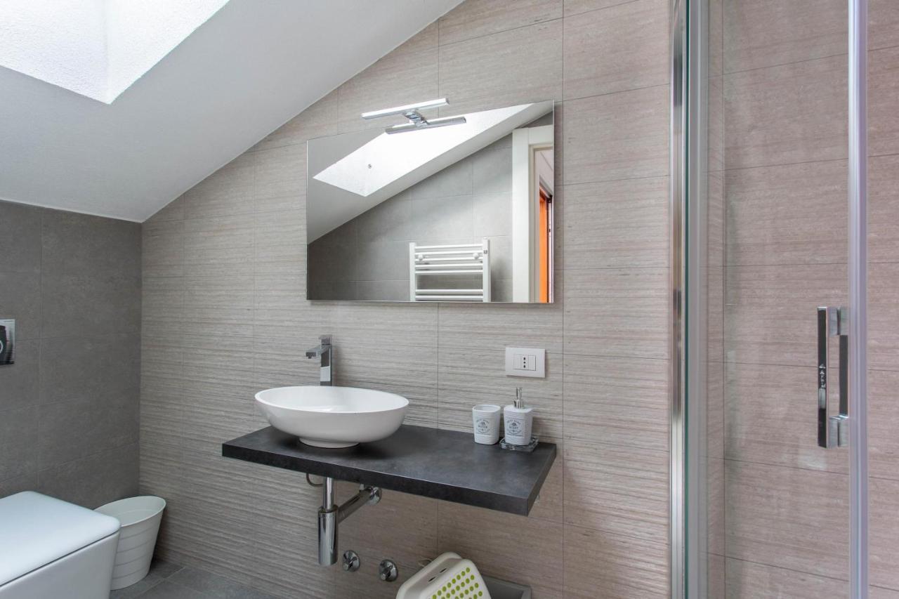 New Eleven Apartment On Como Lake Oliveto Lario Exteriör bild
